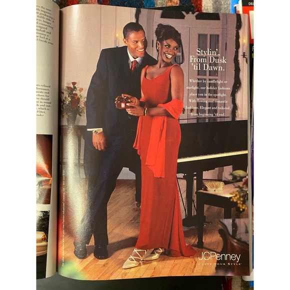 Ebony Magazine, November 1998, Oprah and Danny Cover Feature Story - Picture 7 of 16